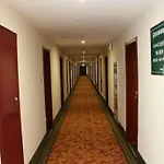 Greentree Inn Shanghai Zhangjiang Business Hotel